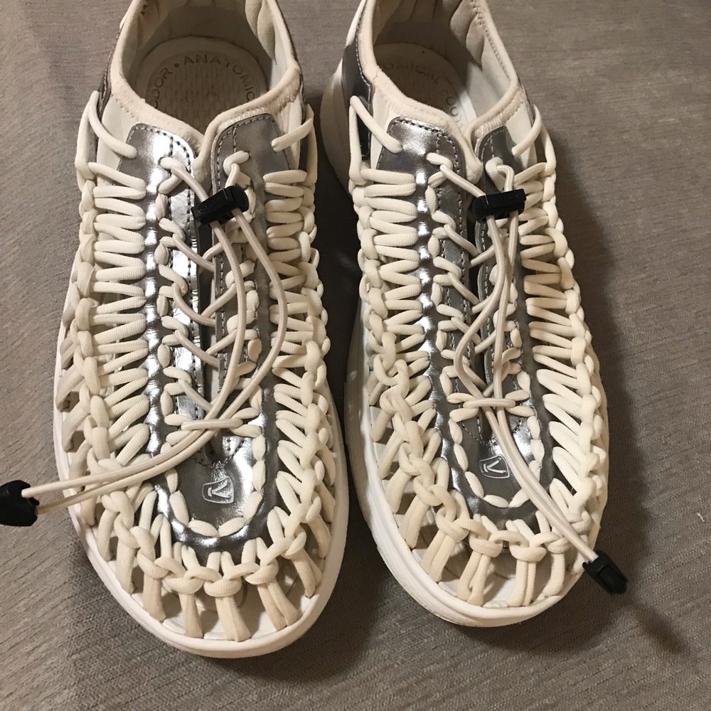 Men’s white keen sandals